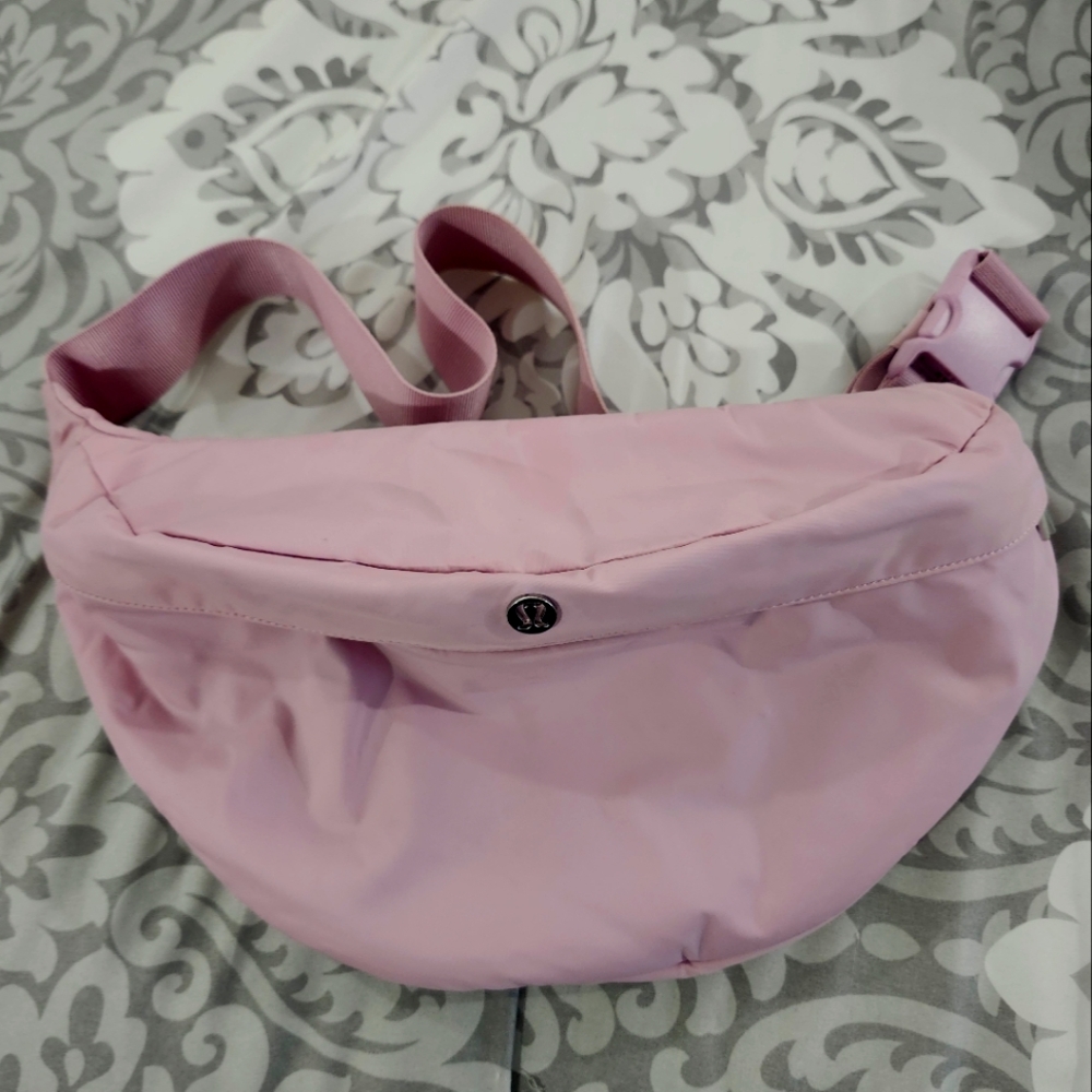 Lululemon Large Classic Belt Bag 3.5L